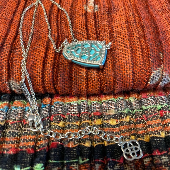 Kendra Scott Isla Turquoise Necklace - Picture 2 of 5